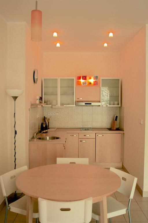 Modern And Cozy Apartment Close To Center Прага Екстериор снимка
