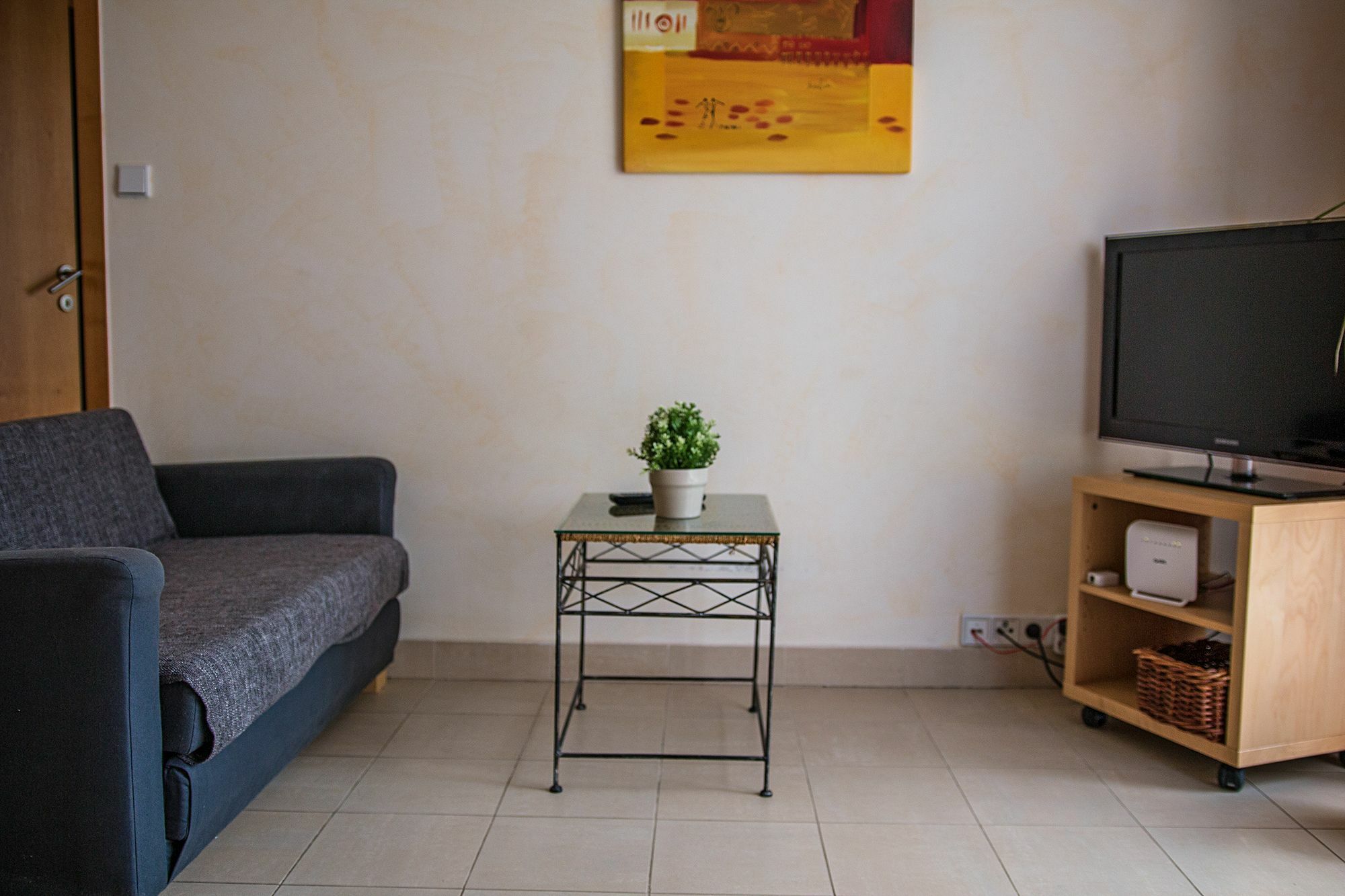 Modern And Cozy Apartment Close To Center Прага Екстериор снимка